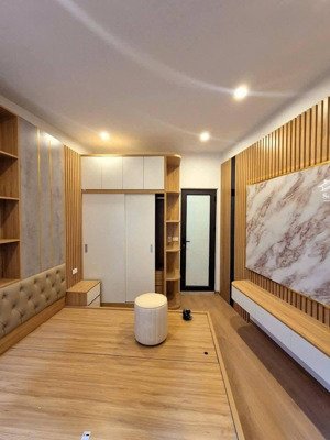 nhà phố tôn đức thắng, trung tâm đống đa, căn góc 2 thoáng, sáng sạch, hiếm phân khúc 4ty, sđcc