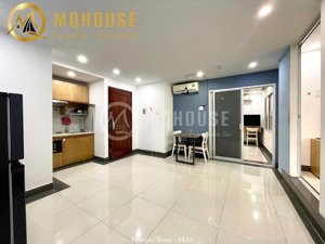 sẵn căn hộ cho thuê 1pn/ 2pn full nội thất, máy giặt riêng, lò vi sóng, sofa. có kho chứa đồ lớn