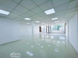 chính chủ cho thuê văn phòng võ văn tần, 17 triệu vnd, 50m2, view đẹp, hot!