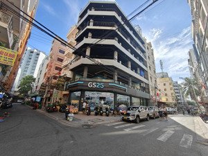 bán căn góc 2 mặt tiền phan văn trị_sát biển thùy vân chỉ 40m_dòng tiền 1.5 tỷ/năm_giá 62 tỷ