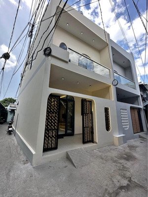 chủ ngộp cần bán gấp nhà tân kiên bình chánh đang cho thuê tháng 12tr/1tháng