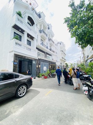 bán nhà đường hà huy giáp q 12, nhà chủ tự xây có lưu hồ sơ xây dựng, đường rộng 9m, hướng đông nam