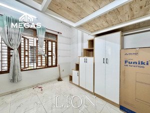 căn hộ có gác, cửa sổ thoáng, đầy đủ nội thất giá sinh viên ngay quận 10