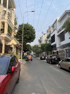 bán biệt thự mặt tiền đường hoa đào, phường 2 quận phú nhuận