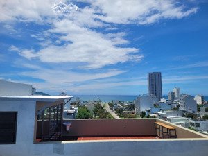 villa biển siêu đẹp ngay nguyễn huy chương sát bãi tắm mân thái, sơn trà