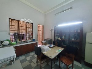 bán nhà mặt tiền đường nguyễn đình chiểu, phường 3 quận phú nhuận