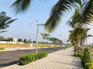 cắt lỗ 30% lô 150m2 giá 1ty8 ngay trục đường chính 24m kdc gần chợ,trường học,ủy ban,sổ hồng riêng