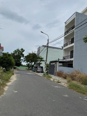 bán lô đất đẹp đường thủy sơn 4 -gần bãi biển sơn thuỷ và đường minh mạng -3 mặt thoáng