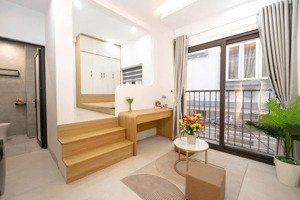 bán ccmn xuân thủy 7 tầng 16 phòng doanh thu 100tr/tháng full nội thất cao cấp