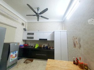 cho thuê phòng trọ ở ngay 1pn, tầng 2, giá 3 triệu, vĩnh hưng, lĩnh nam, hoàng mai, hà nội