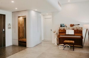 cần bán cc pear plaza dt 103m2 2pn 2wc full nt giá 7,8 tỷ lh hân