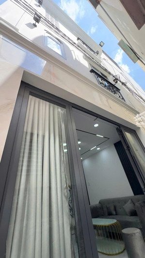 chính chủ bán gấp nhà 2 lầu mới gần aeon mail tân phú.