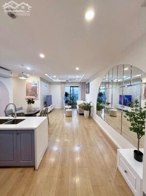 Bán căn hộ chung cư 3 phòng ngủ ( DT 125m2) Chung cư cao cấp Ngoại Giao Đoàn .