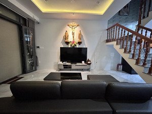 bán nhà 1 lầu 78m2 hẽm ôtô,sổ riêng,thổ cư gần giáo xứ thuận hoà,biên hoà,đồng nai