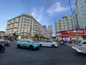 mặt tiền 10 mét nguyễn văn thoại dòng tiền 50tr/th tuyến phố du lịch sầm uất ra biển mỹ khê.giá tốt