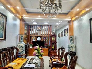 bán nhà mặt phố trần quốc hoàn, 29,5 tỷ, 70 m2, giá cực chất