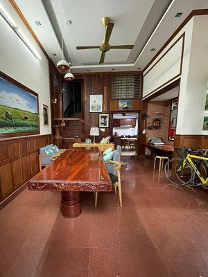 bán nhà lô góc 2 mt đường 7,5m cẩm bá thước gần trường đại học kiến trúc, hải châu, vào ở ngay