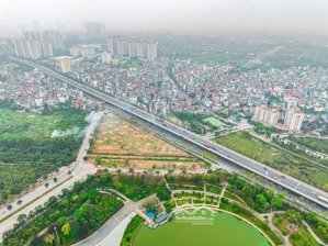 siêu hiếm kiếm đâu ra! biệt thự sân vườn lô góc, sát mặt phố phạm văn đồng, ô tô đỗ cửa, giá tốt