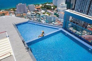 căn hộ d''qua 2 phòng ngủ diện tích 70m2 view xéo biển, sân vận động cách biển chỉ 300m