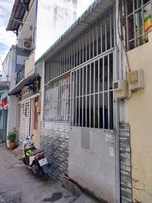 nhà bán đường bình trị đông quận bình tân 4 x 12 gác lửng