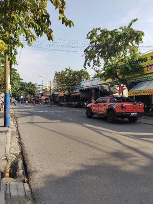 nhà mặt tiền, nguyễn tri phương, 3 lầu, 5x50m full thổ cư, 14 tỷ, đang cho thuê kinh doanh