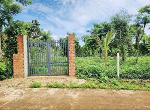 chính chủ bán mảnh đất ngay trung tâm thị xã, diện tích 500m2 thổ cư, kẹt gấp bán ngộp 520 triệu