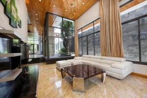 bán biệt thự 3 tầng mới đẹp nội thất cao cấp đường lưu quý kỳ gần quảng trường 2/9, hải châu.