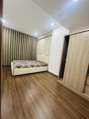 cho thuê căn hộ conic boulevard 85m2 view nội khu full nội thất mới 8.5tr/tháng , bao phí quản lý 2