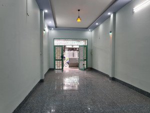 cho thuê nhà mặt phố khóm phó quế, mỹ long, long xuyên, an giang, 8 triệu, 60m2