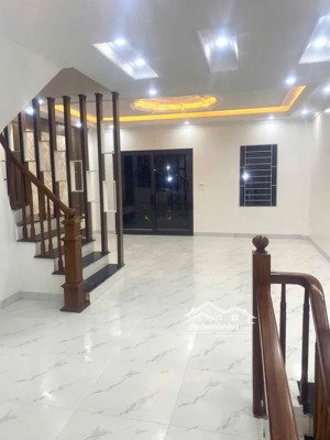 bán nhà tứ hiệp 38m2 x 5 tầng, giá 7.5 tỷ