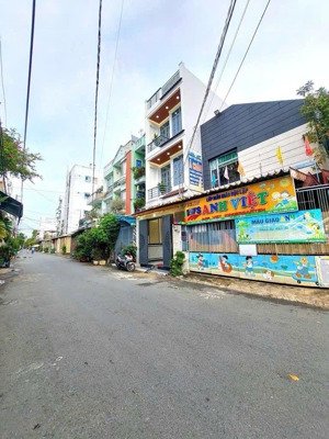 bán np đẹp tại lâm thị hố, 6,85 tỷ, 65m2, 4pn, 5wc, 3t, q12, hcm