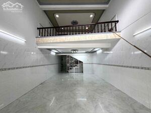 CHO THUÊ NHÀ TRỆT LỬNG LẦU 5X24 MÁY LẠNH KDC 586 ĐỐI DIỆN CÔNG VIÊN