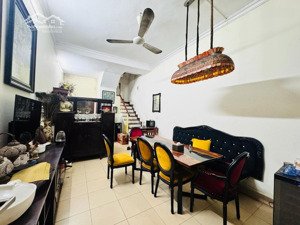 bán nhà tăng bạt hổ, 116m2, 4t, mt 11m, 10 phút lên hồ gươm!