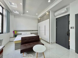 cho thuê nguyên căn đường số tân vĩnh p4 quận 4 làm văn phòng, kho hàng sạch sẽ. nội thất cơ bản.