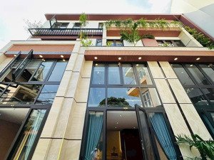 thiếu vốn kinh doanh bán gấp nhà bình phú, p11, quận 6, dt 57m2 giá 3tỷ100tr