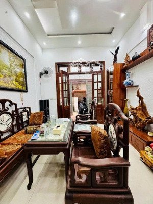 trần cung 56m nhà dân xây 2 thoáng ngõ rộng giá chỉ 10.5 tỷ