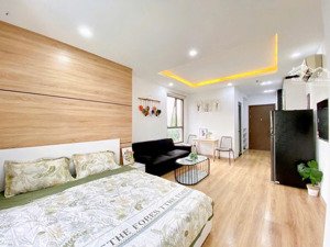 vào ở ngay căn góc 35m2 đầy đủ nội thất y hình , toà garden gate khu sân bay