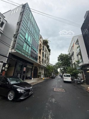 bán căn góc 7 tầng ngay đh hồng bàng(4.35x18m)giáp q1 khai thác cho thuê gần 1 tỷ/năm 17.5 tỷ tl .