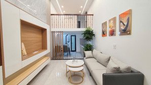 bán nhà đẹp tôn đức thắng - chỉ 6,25 tỷ - nhà đẹp ở luôn - công năng đầy đủ - trung tâm đống đa.