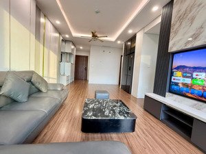 chính chủ cần cho thuê căn hộ chung cư full nội thất đầy đủ thiết bị điện tử 3 ngủ, 96m2