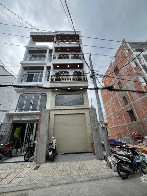 bán nhà đường 7m, lê đình cẩn, tân tạo, bt, 4x16m, 4 tầng, cách chợ 100m, gần khu tên lửa, 7,5tỷ tl