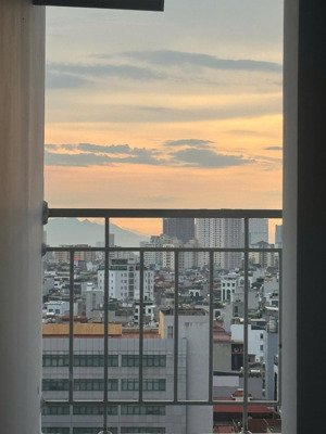 bán căn hộ cao cấp toà liễu giai tower dt 78m -2pn-2wc giá 7,2 tỷ- tặng nội thất nhập ngoại