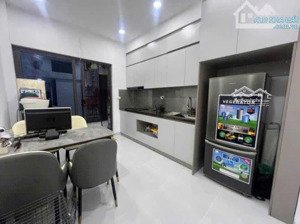 chủ gấp lắm rồi - hạ chào 1 tỷ - 40m2 5 tầng mặt tiền 3.5m - thang máy