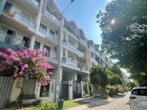 bán nhà phố him lam q7 đường lớn, vị trí đẹp, có thang máy & hđt bán: 28 tỷ lh: 