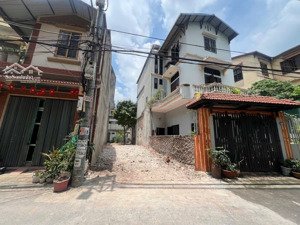 bán nhanh 51m2 mặt tiền 4,5m đường ô tô thông ngay gần hồ trung tâm cổ bi, 5,2 tỷ