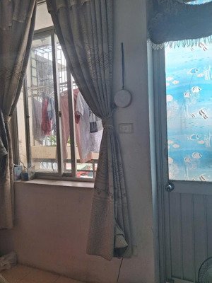 cho thuê căn hộ chung cư ngõ 40 xuân la