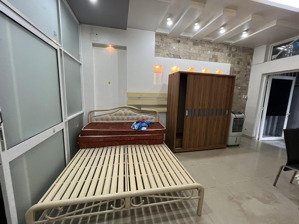 cho thuê phòng tầng trệt có mấy giặt riêng kdc trung sơn. 40m2. full nội thất. giá thuê:5,5tr/tháng