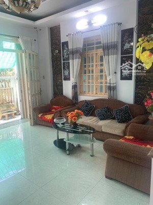 bán biệt thự góc (11,5m x 18m) quận 8. nội khu đầy đủ tiện ích chợ, trường học các cấp, ủy ban