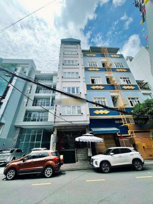bán khách sạn 7 tầng có hầm, dtsd 900m2, thu nhập 350 triệu/tháng, 39.9 tỷ. mặt tiền sân bay, p2 tb