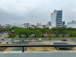 bán nhà mặt phố hàn thuyên, giá bán nhanh 8,5 tỷ, 3,5tầng, 3 pn, 3wc, công năng đầy đủ!